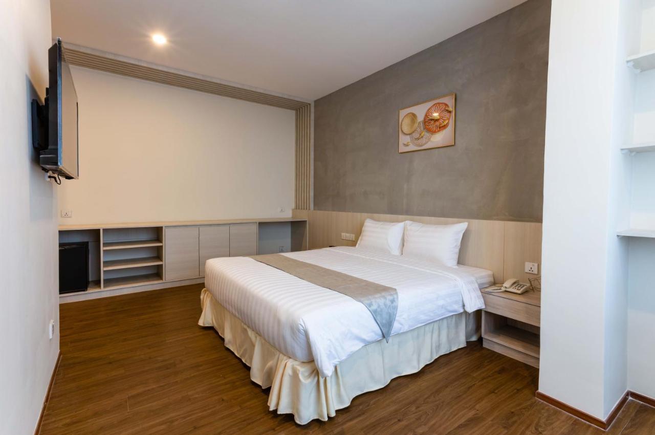 Joli Hotel Phnom Penh Eksteriør billede