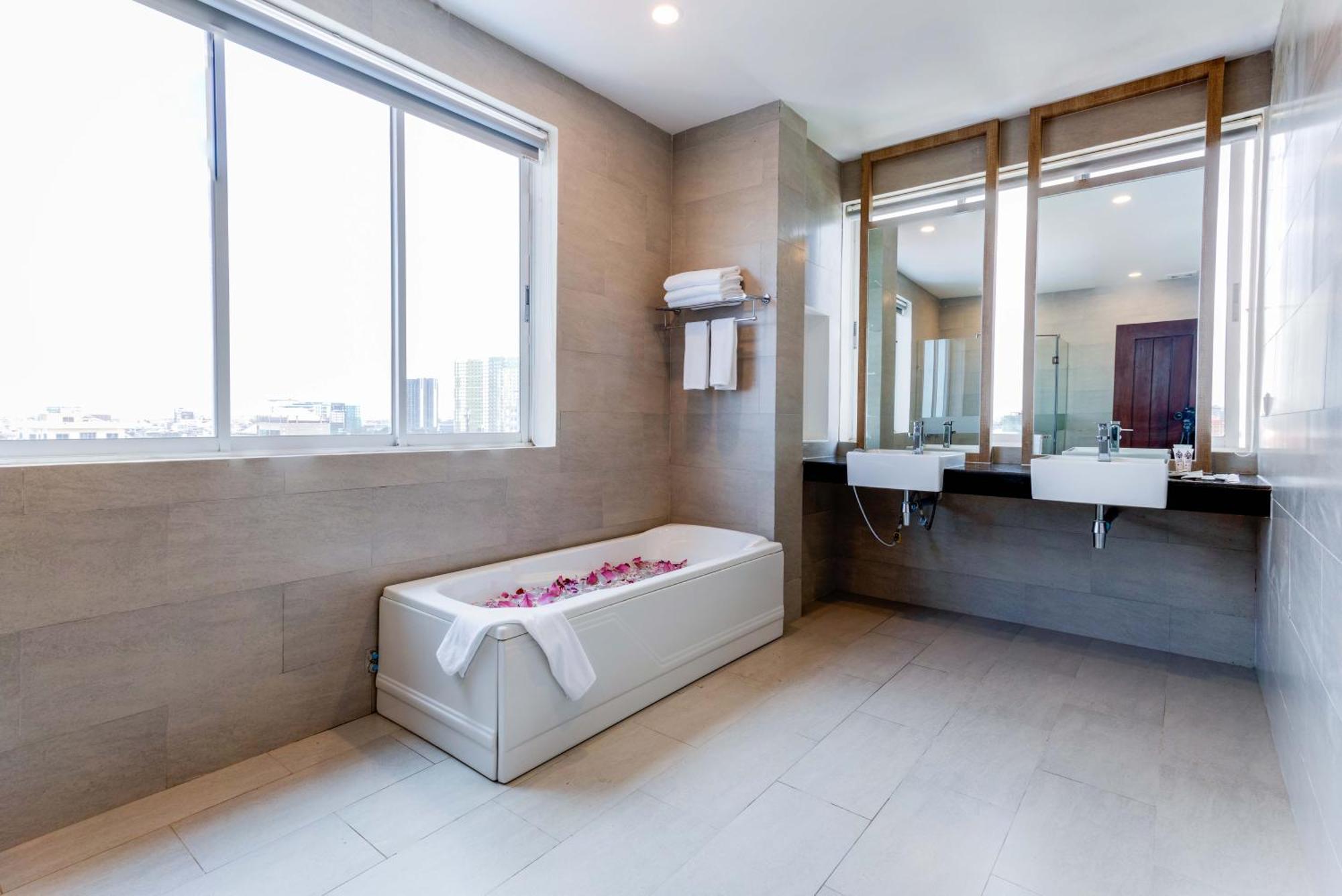 Joli Hotel Phnom Penh Værelse billede