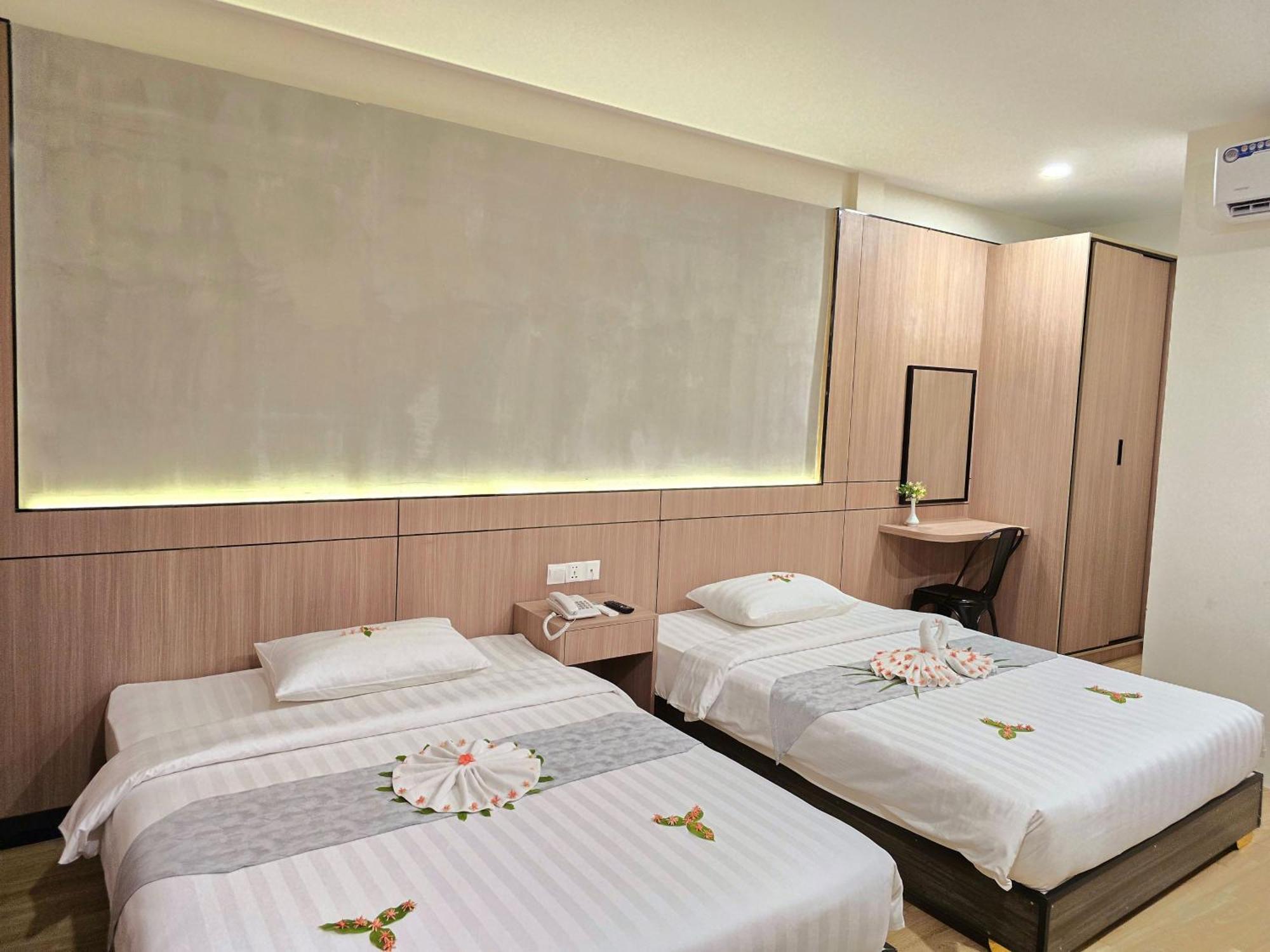 Joli Hotel Phnom Penh Eksteriør billede