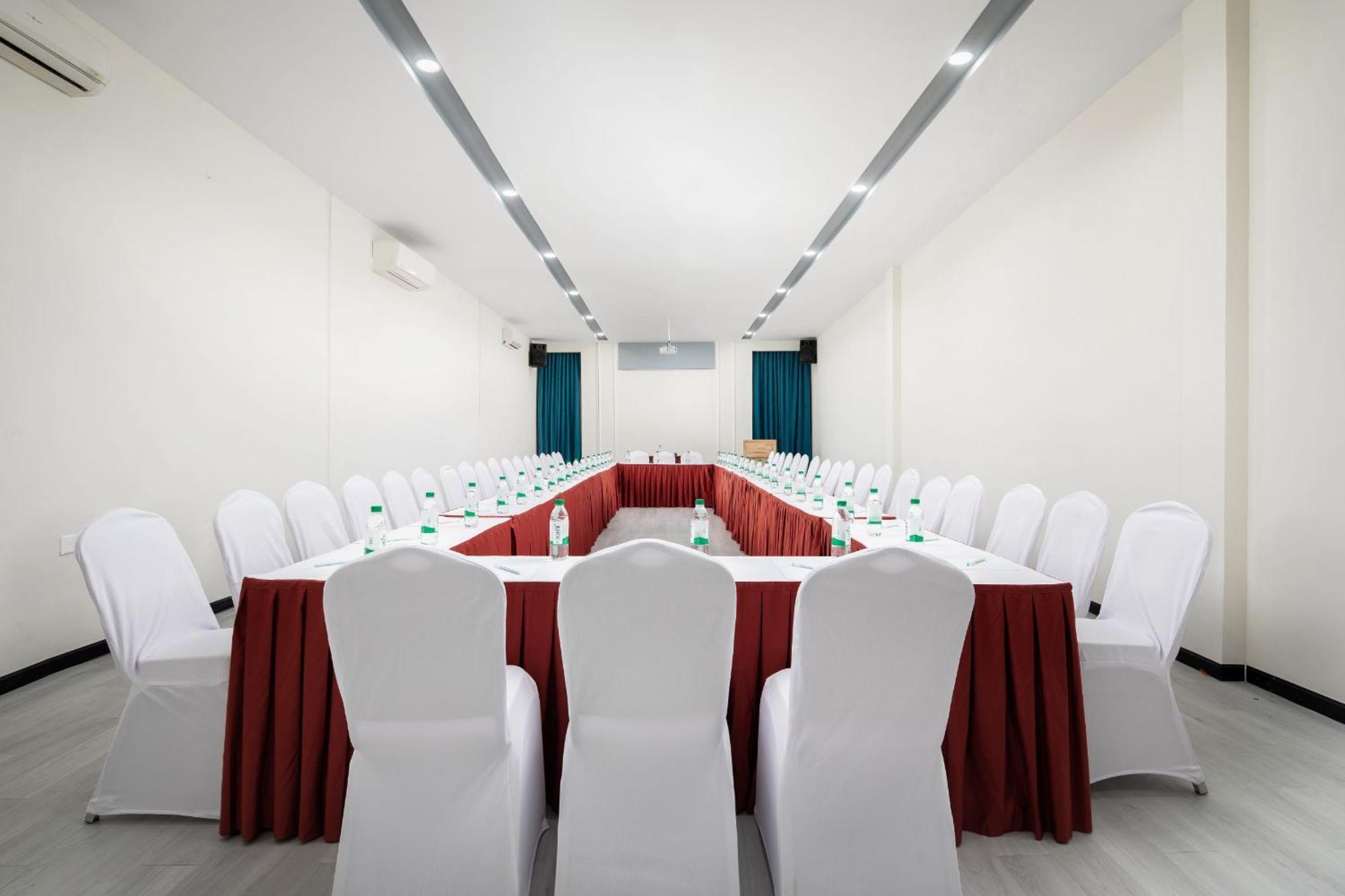 Joli Hotel Phnom Penh Eksteriør billede